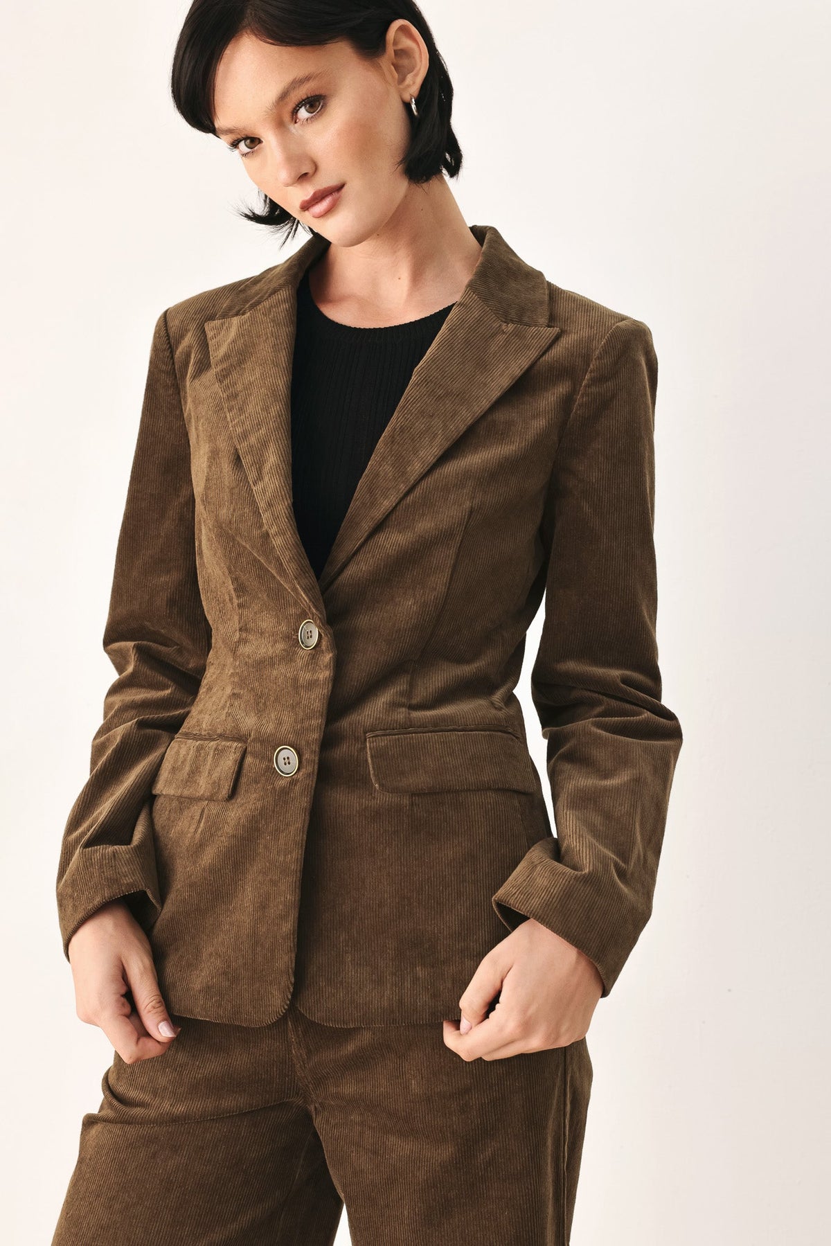 AUTUMN IN MANHATTAN CORDUROY BLAZER