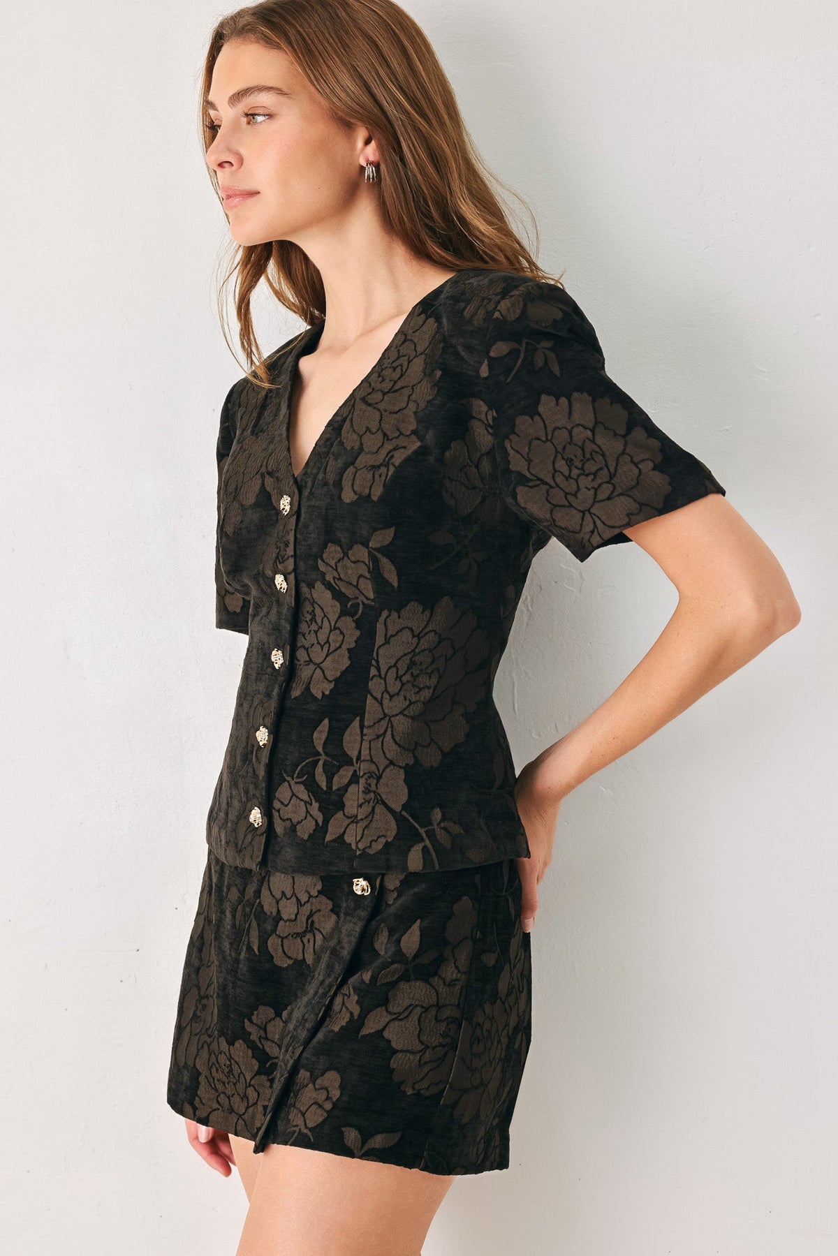COCOA TAPESTRY BROWN JACQUARD BUTTON-DOWN TOP