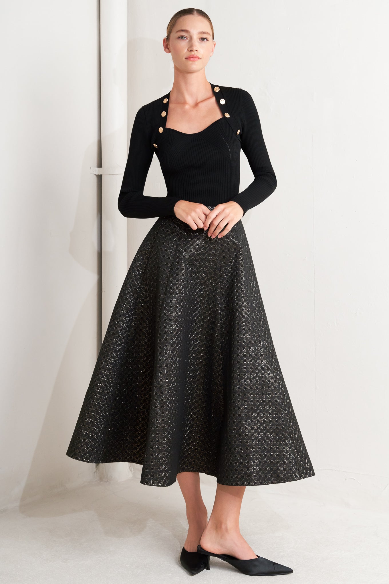 EVENING SCULPT METALLIC WOVEN CIRCLE SKIRT