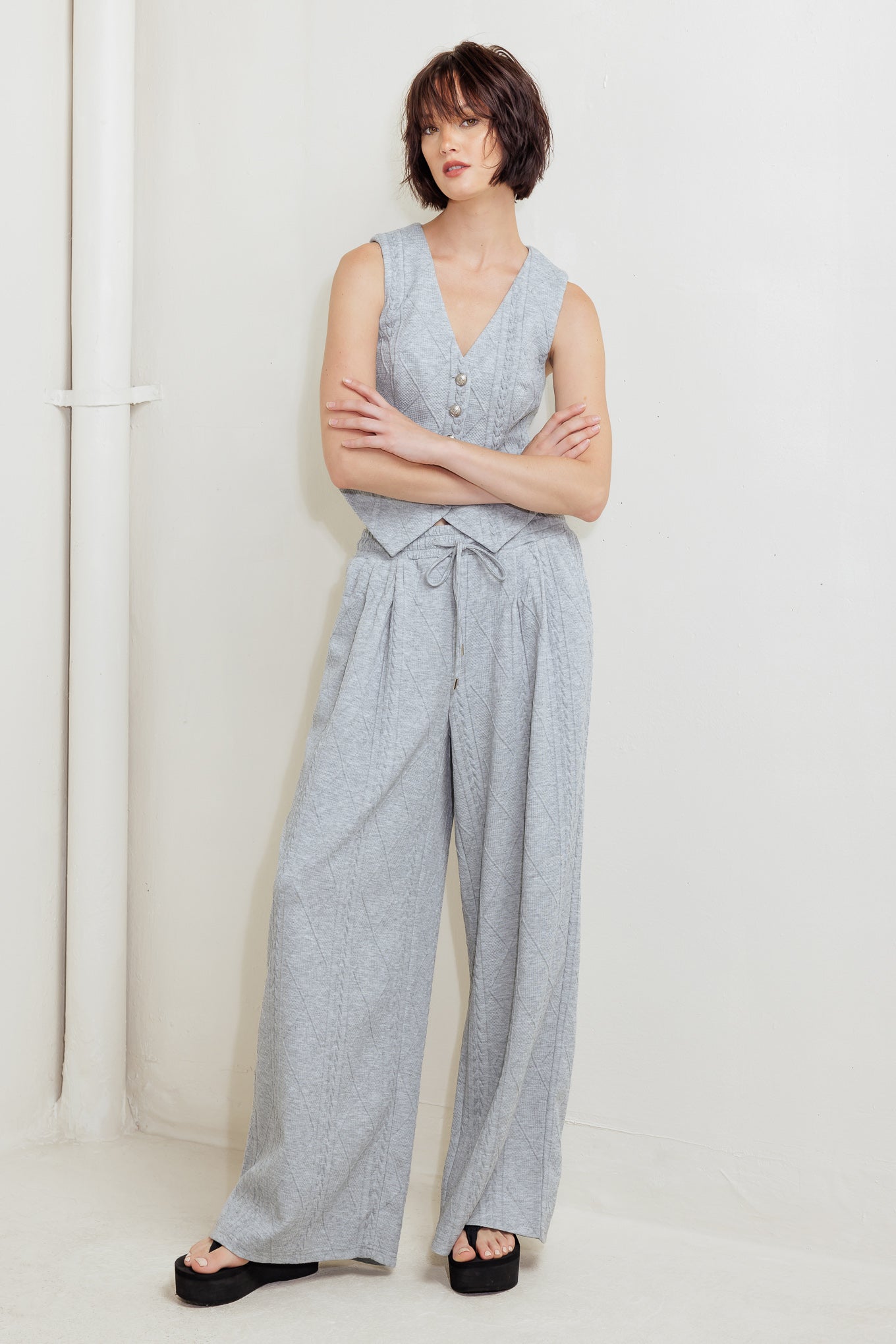 CITY RIVETS KNIT WOVEN PANTS