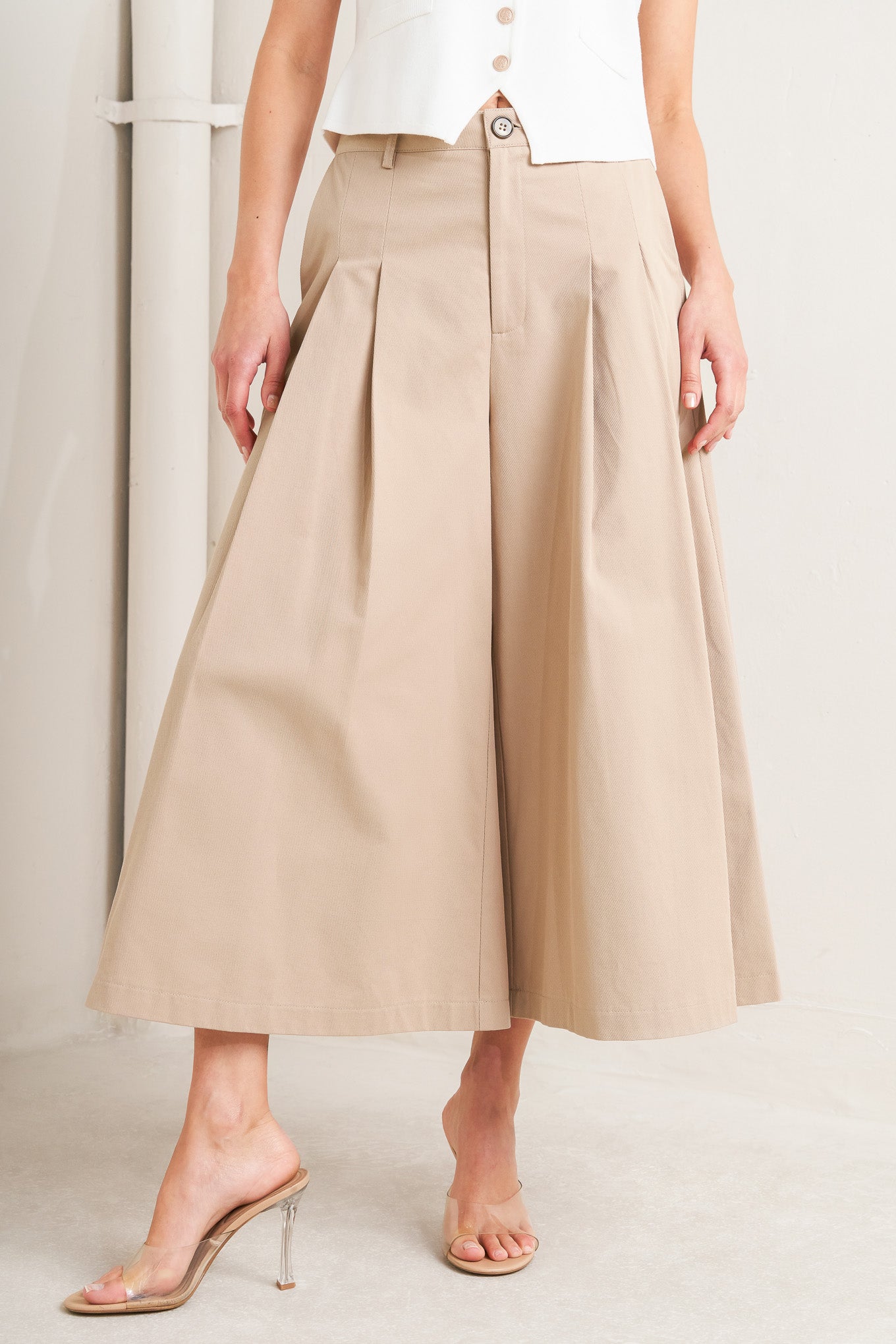 ELEGANT PLEAT WOVEN CULOTTE