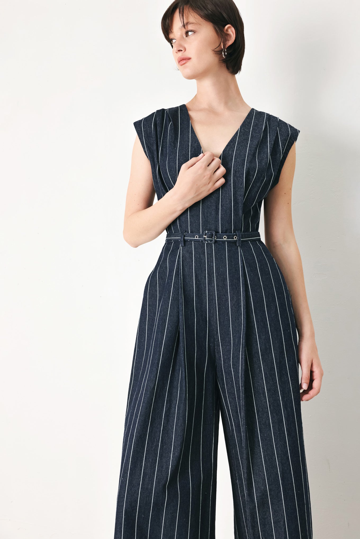 SOFT LINE ROMANCE WOVEN JUMPSUIT