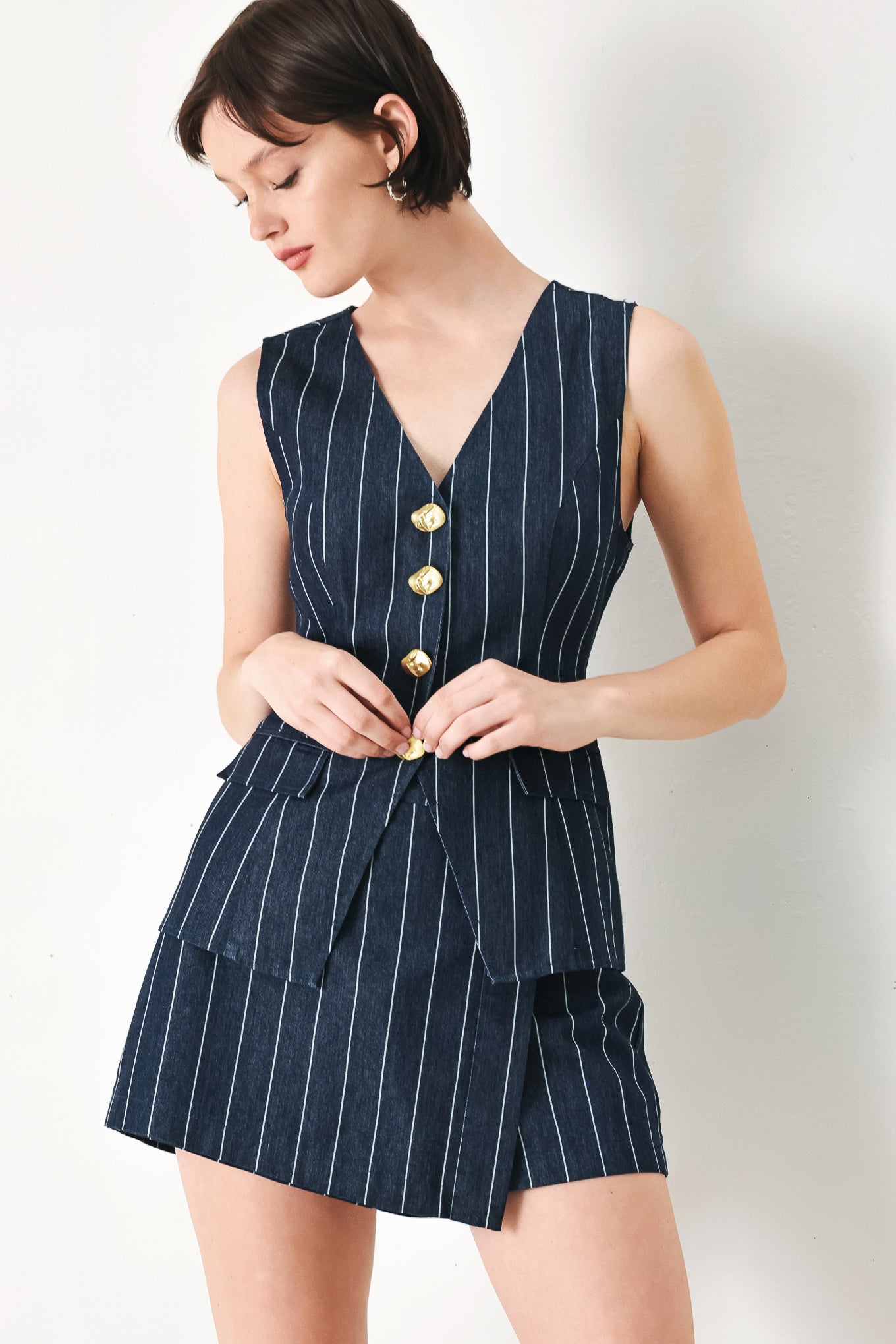 BOSS BABE STRIP WOVEN SKORT