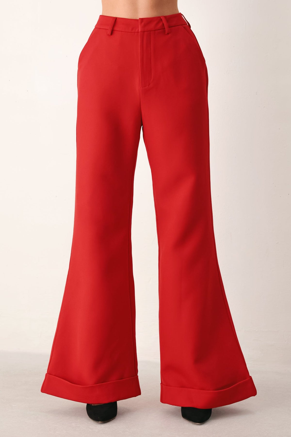 MAKE AN ENTRANCE FLARE PANTS