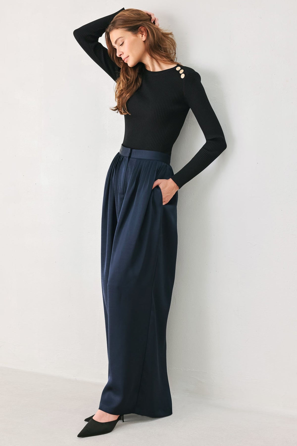 NAVY KNOT NAVY PLEATED WIDE-LEG PANTS