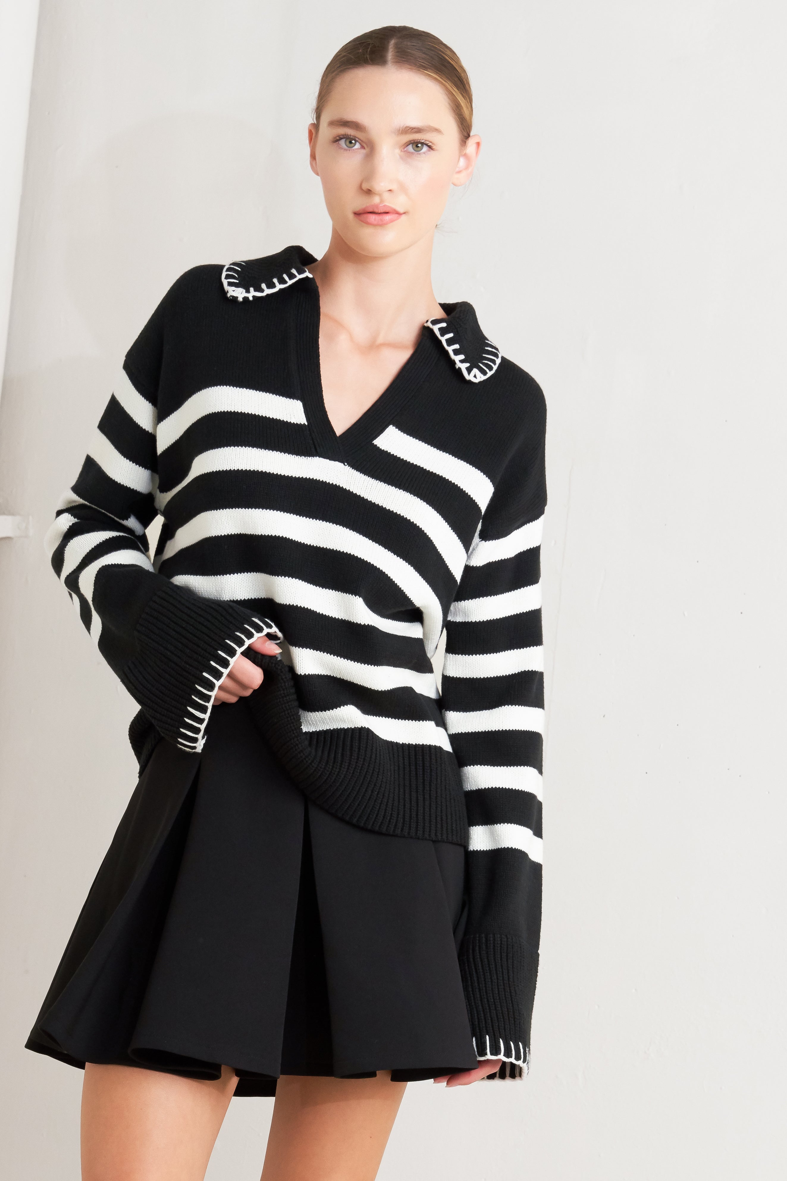 TIMELESS CHARM SWEATER TOP