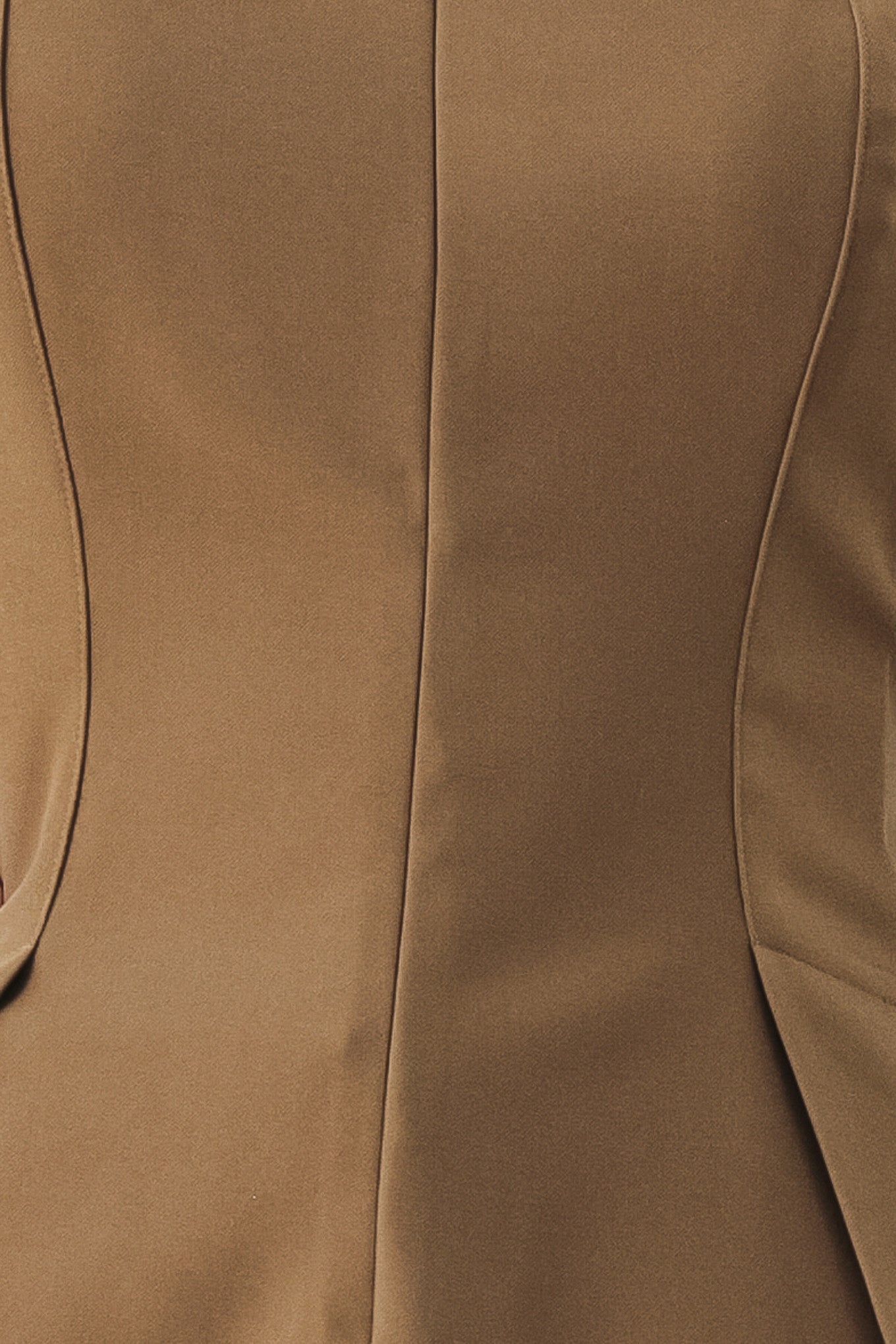 RICH SILHOUETTE WOVEN TOP