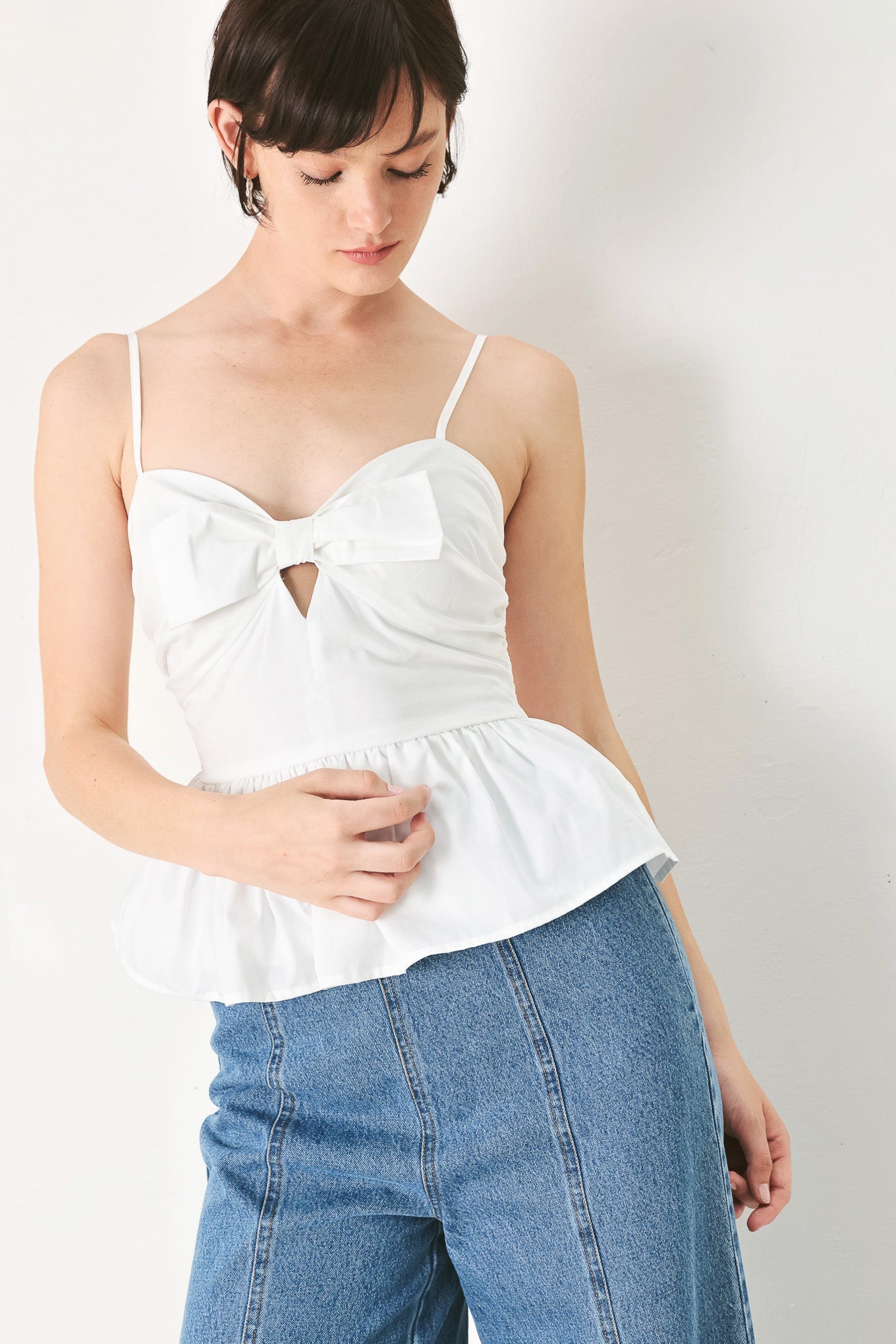 SUNSET BOW WHITE WOVEN TOP