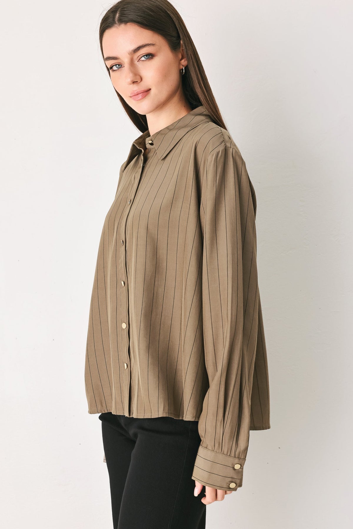 STRIPED DRAMA BROWN& BLACK BUTTON-DOWN TOP