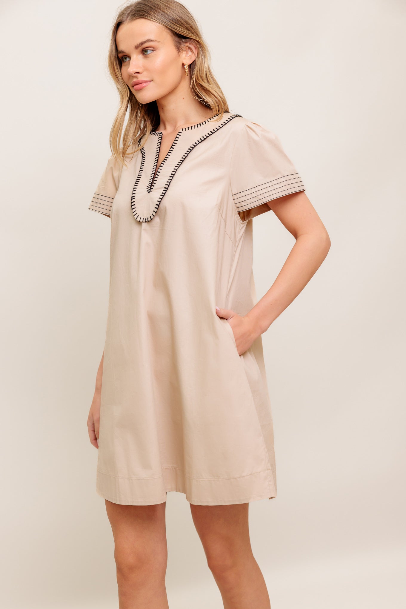 CALM SILHOUETTE WOVEN MINI DRESS