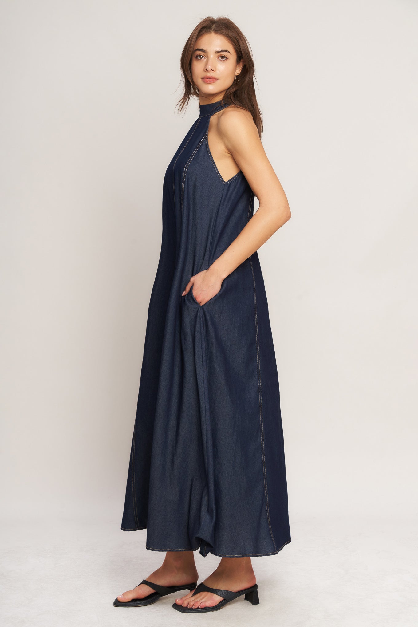 MIDNIGHT FLOW WOVEN MIDI HALTER DRESS