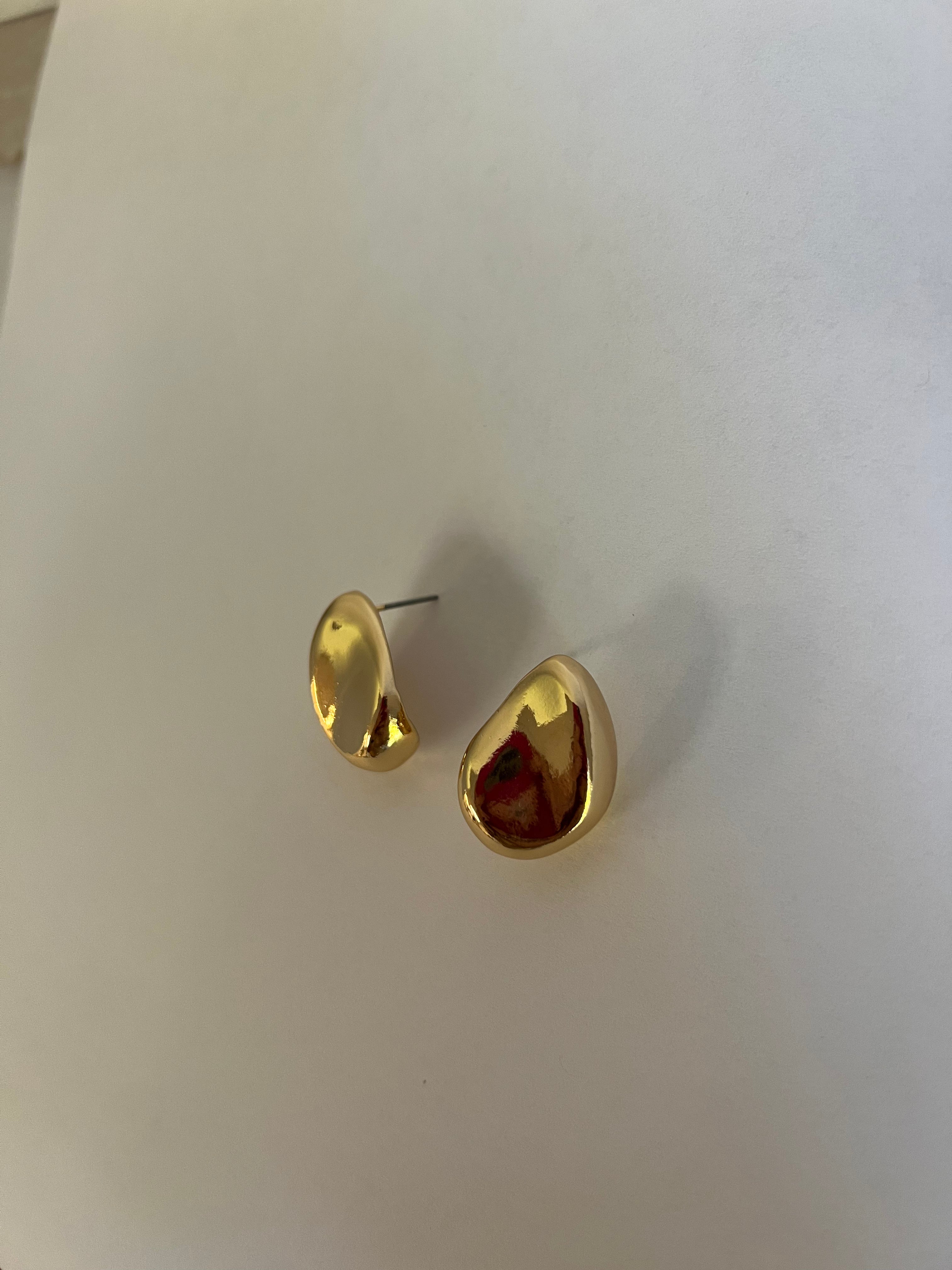 Textured Tear Drop Post Earrings