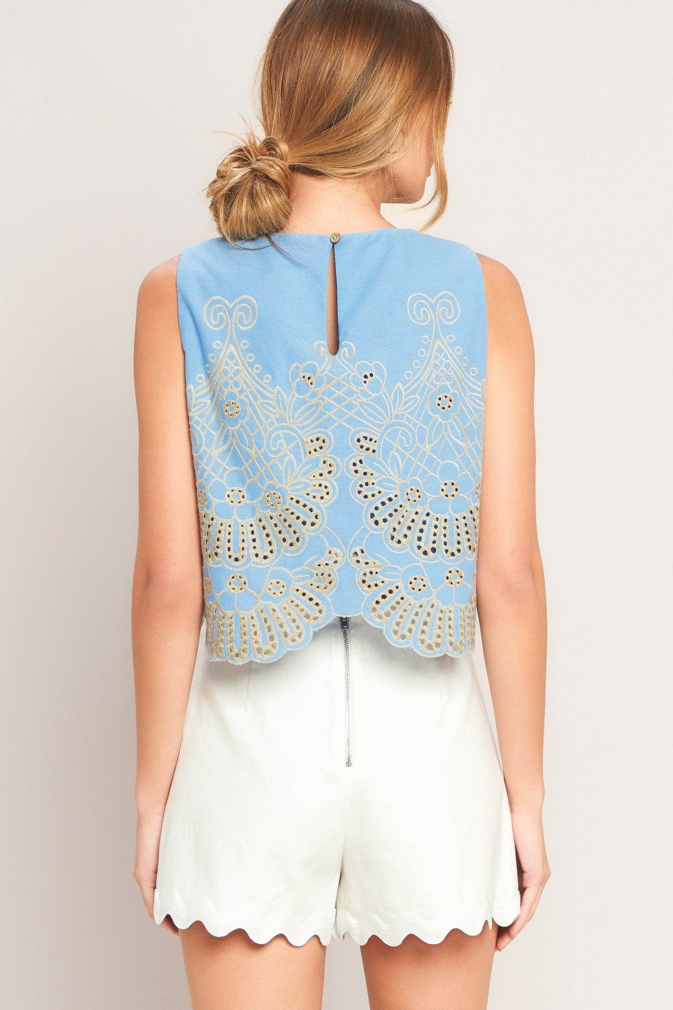 SKY BLOOM WOVEN EYELET TOP
