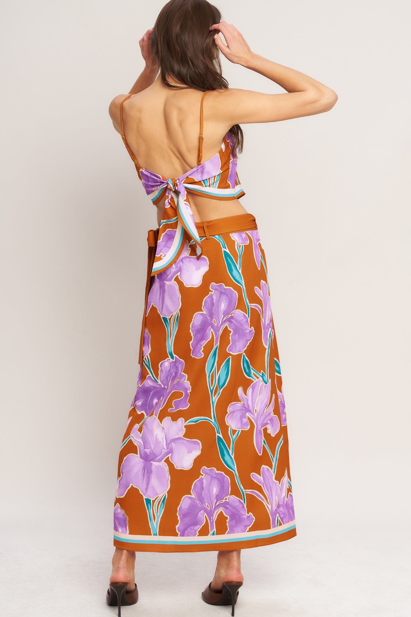 SUMMER IRIS SCARF TOP