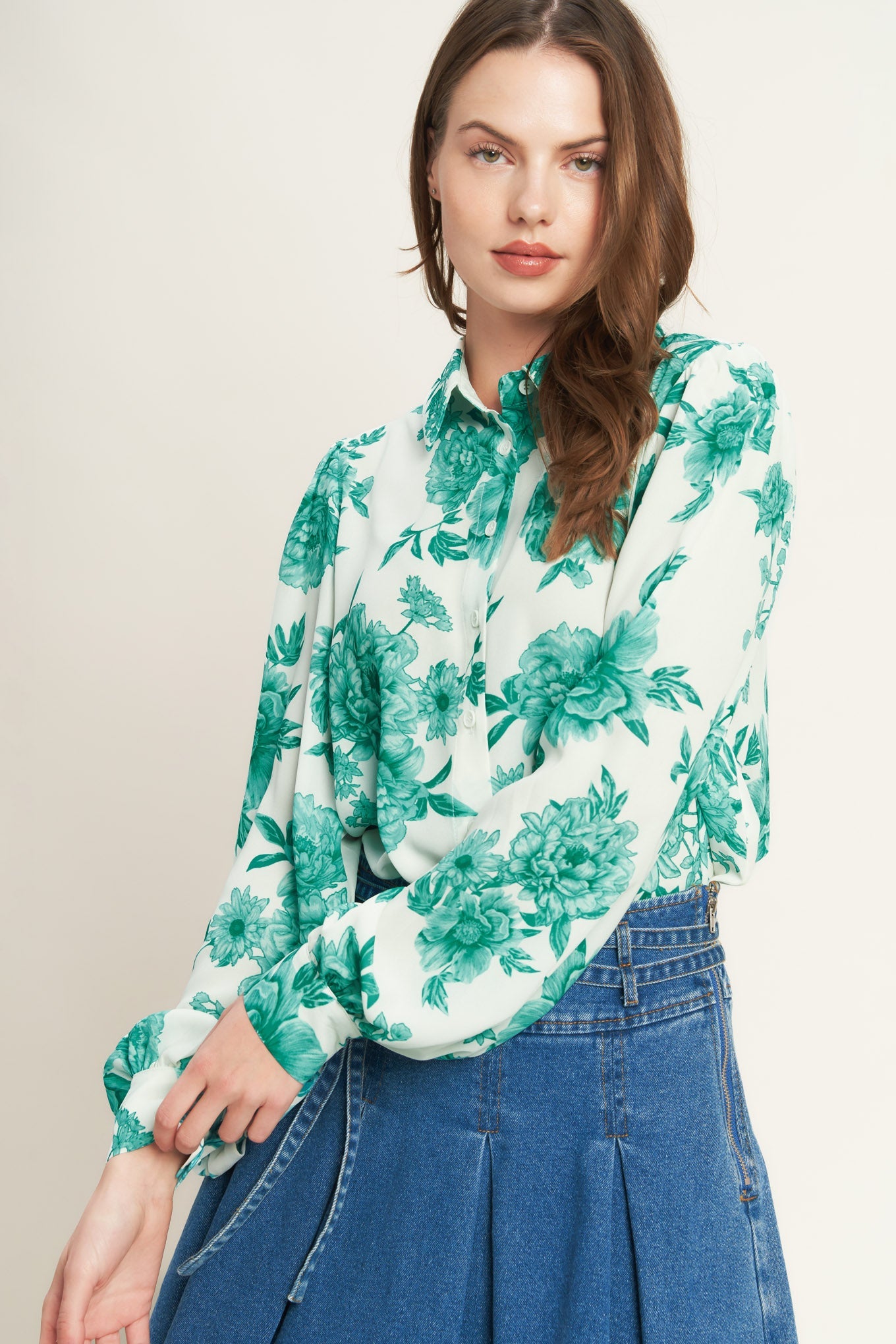 BOTANICAL POP WOVEN TOP
