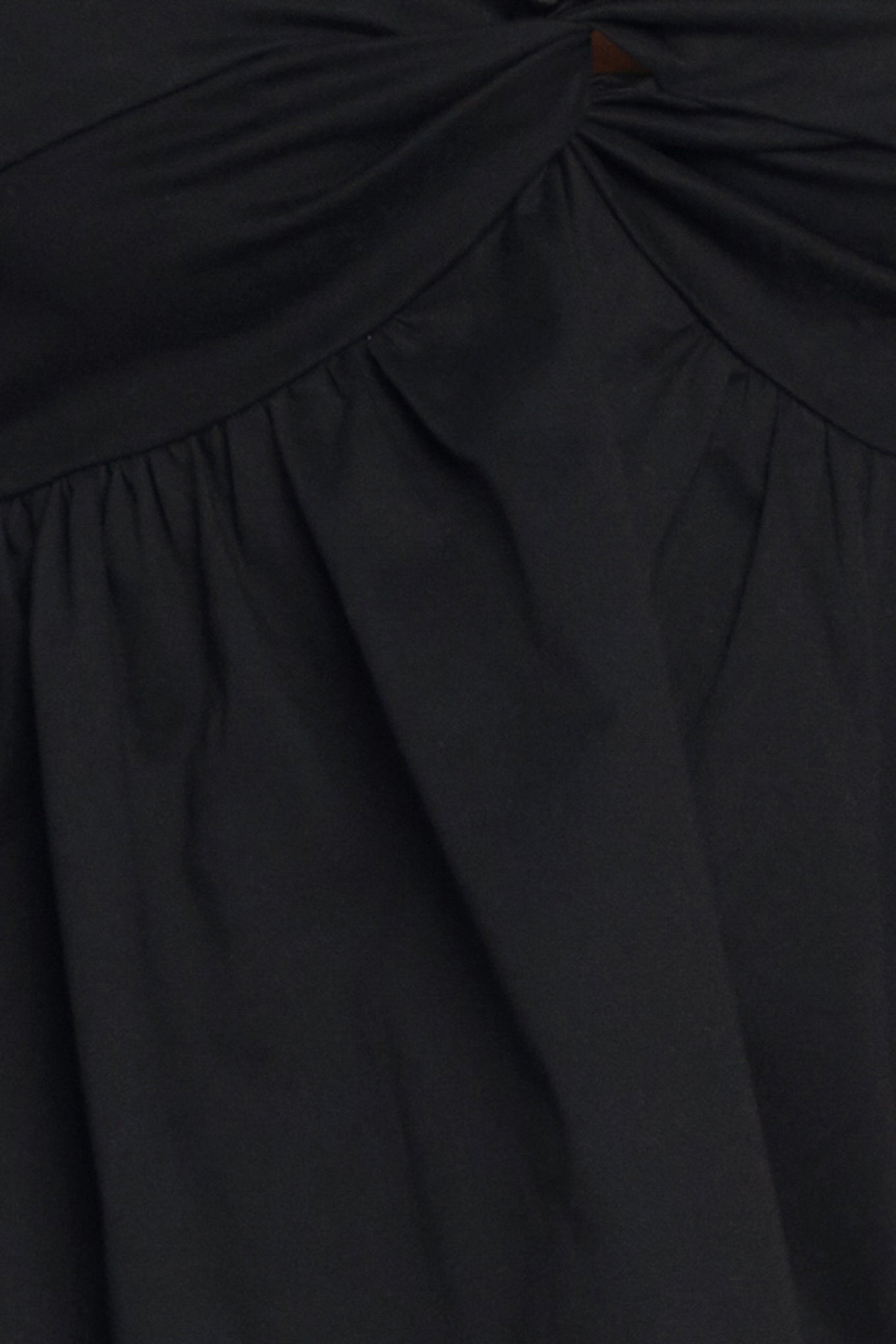 SLEEK TEMPTATION WOVEN TOP