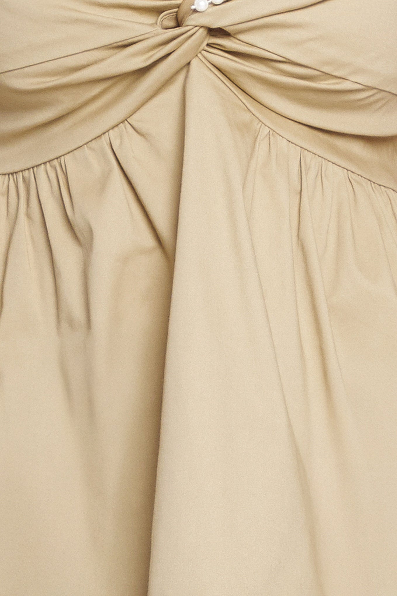 SLEEK TEMPTATION WOVEN TOP