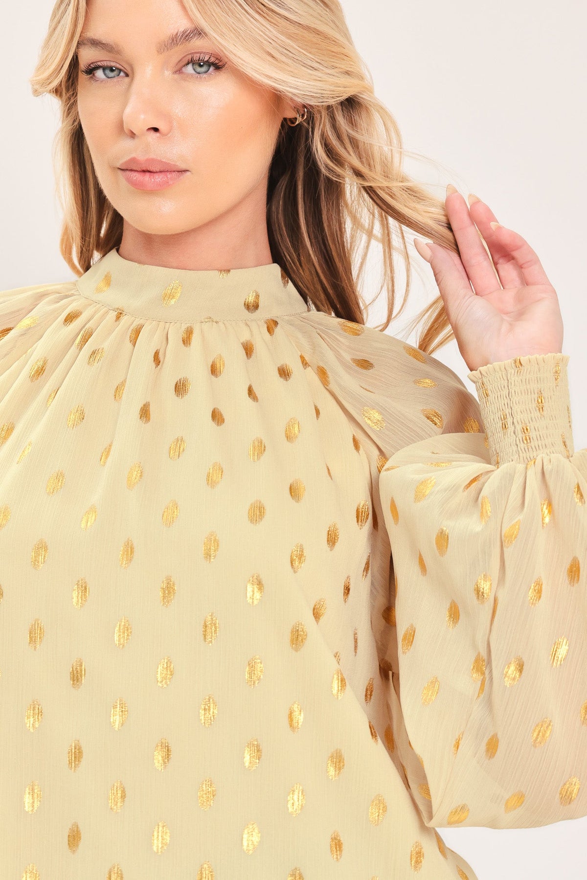 VANILLA GOLDEN HAZE FOIL WOVEN TOP