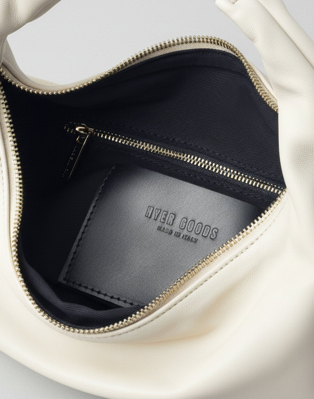 The Piccola Ring Bag