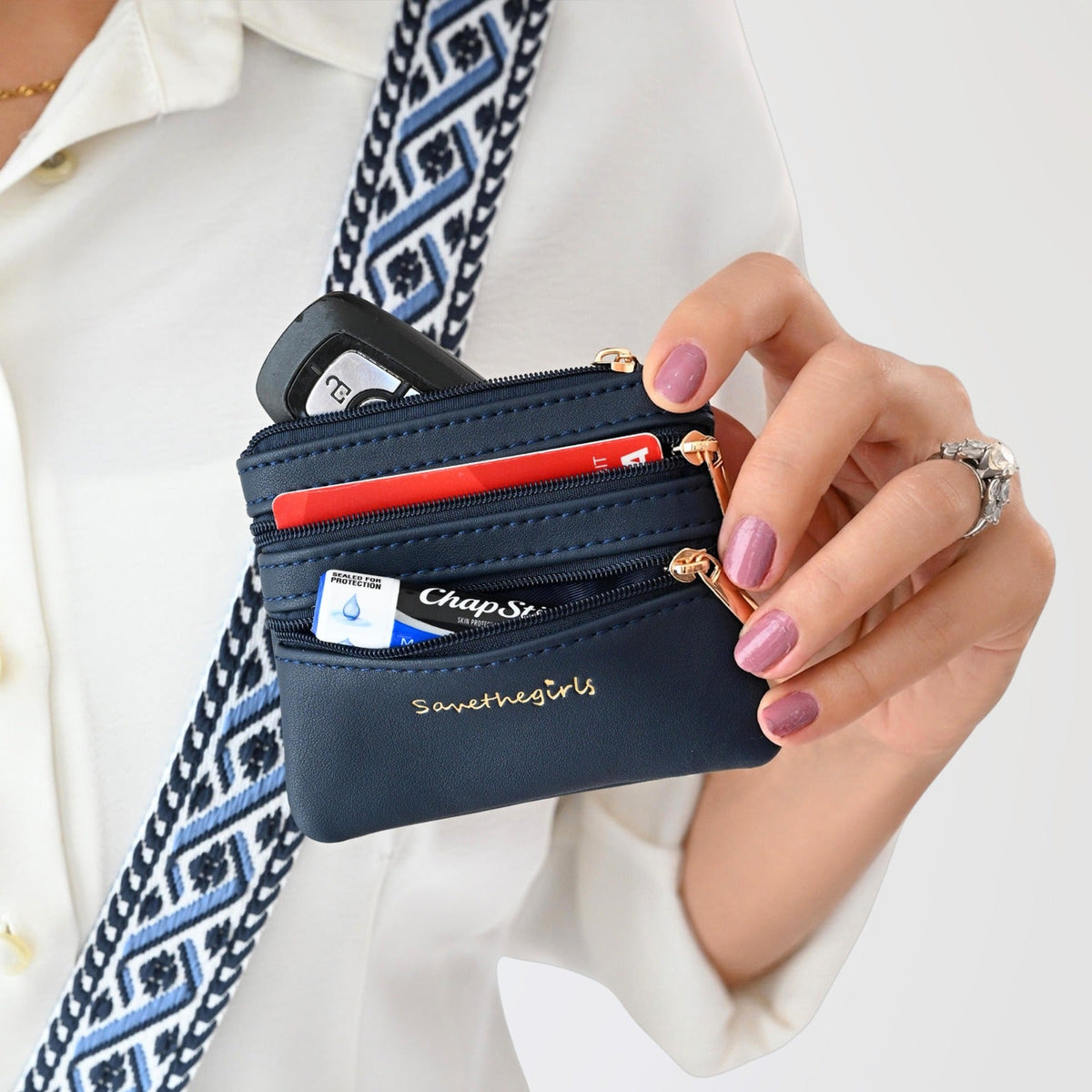 Clip & Go Strap w/Zippered Pouch XOXO