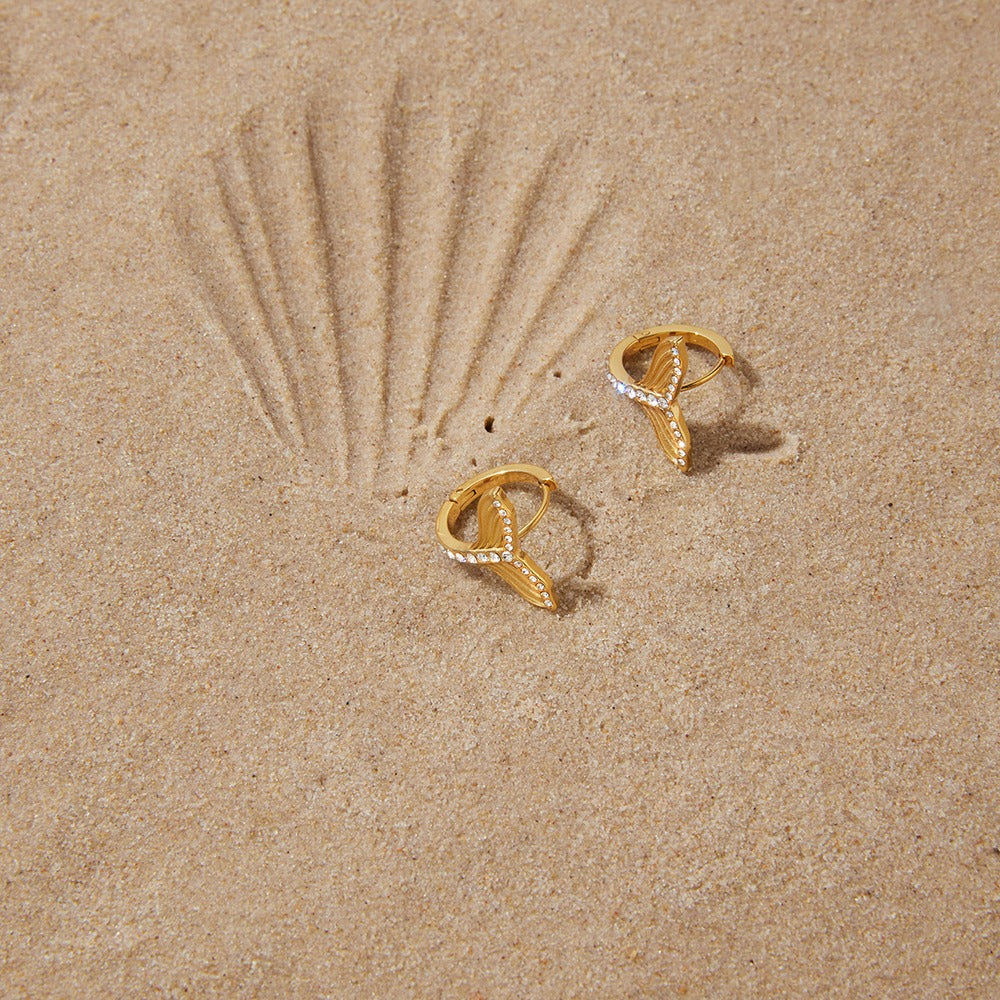 Fishtail Zircon Huggie Earrings