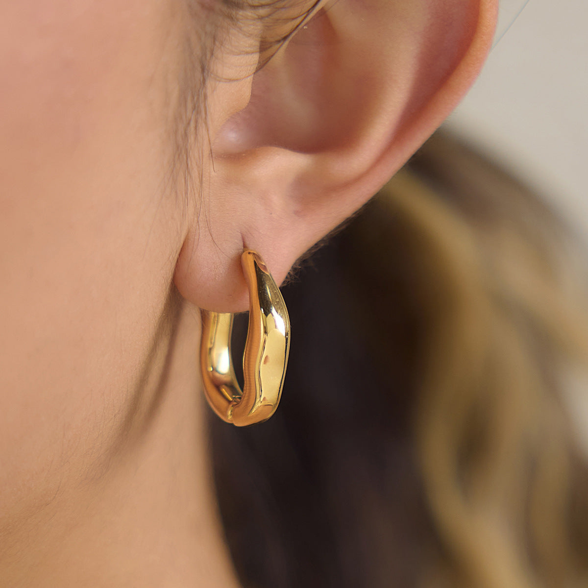 Wavy Hoop Earrings