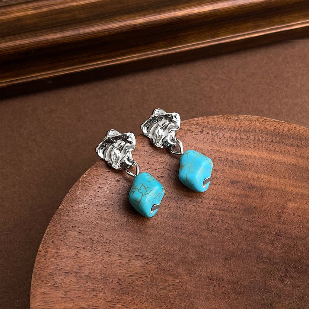 Vintage High-end Earrings Bold And Personalized Ear Cuffs