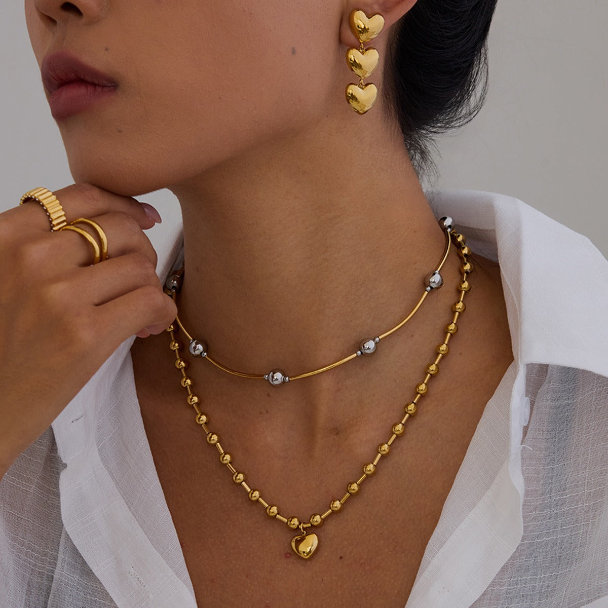 18K gold flower-shaped design exquisite and noble necklace, earrings and bracelet set