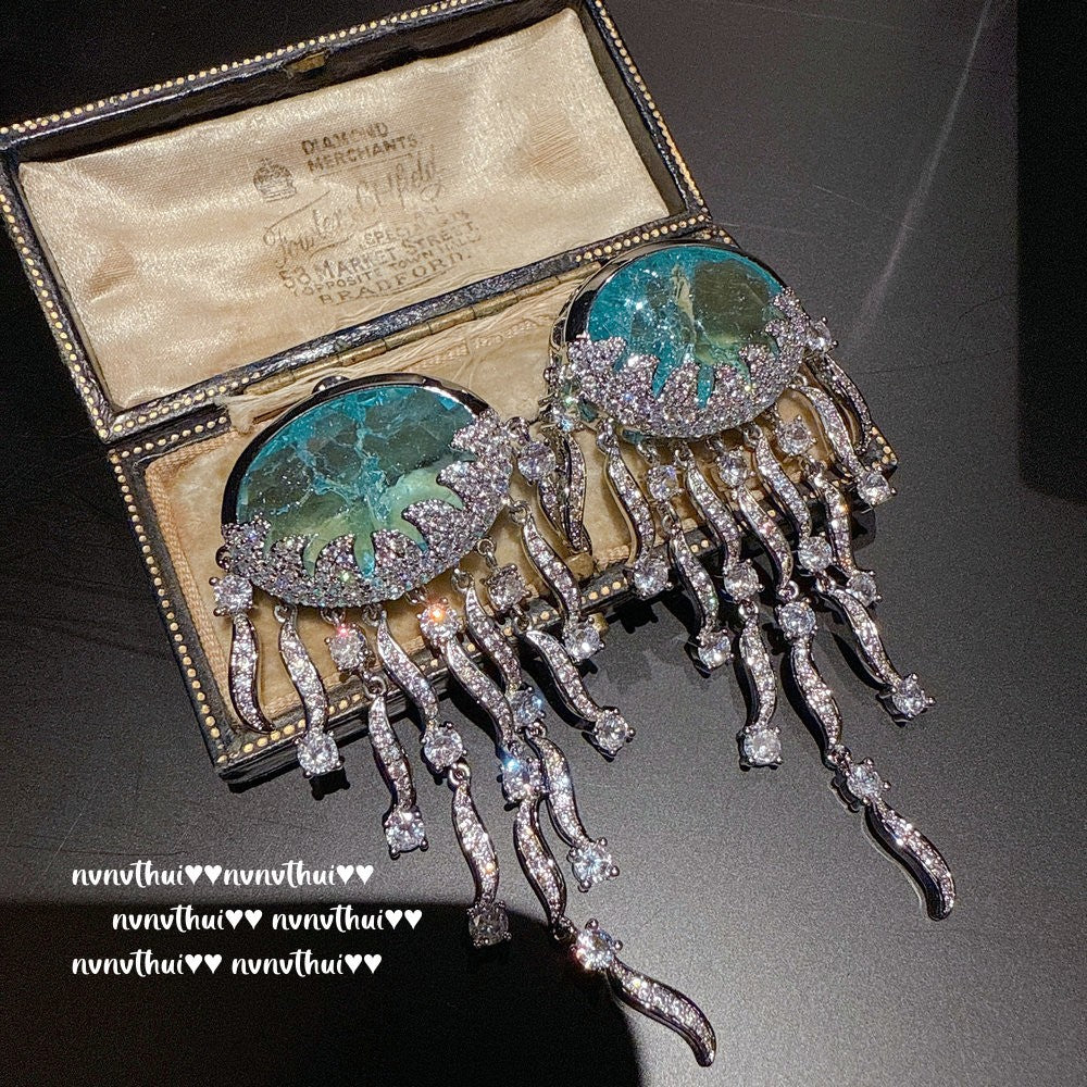 Jellyfish-Pattern Tassel Gemstone Earrings
