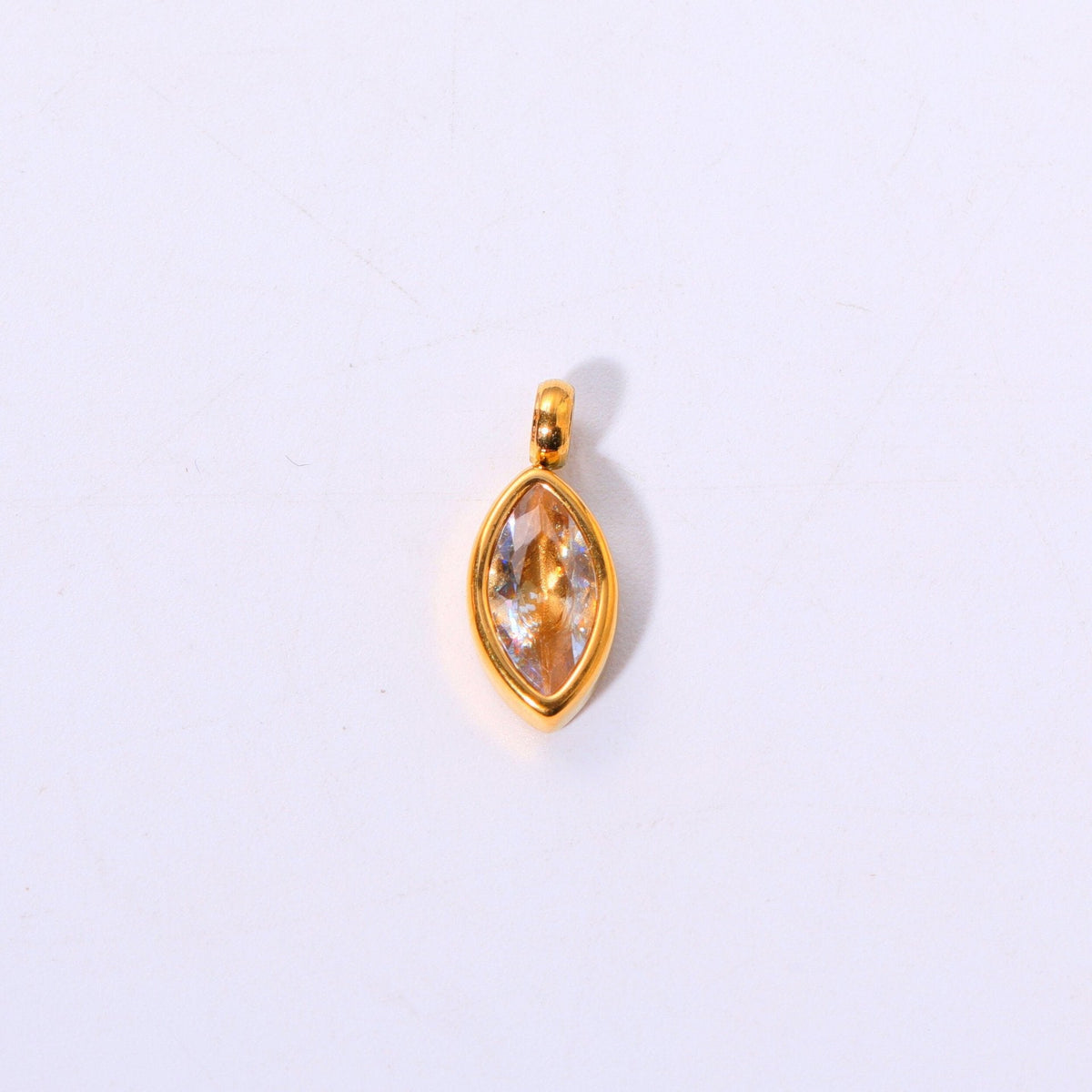 18K gold letters with birthstone design exquisite dazzling necklace