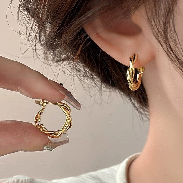 925 Silver Needle Internet Celebrity Same Style Gold Earrings Women's Light Luxury High-end Elegant All-match Earrings Retro New Earrings