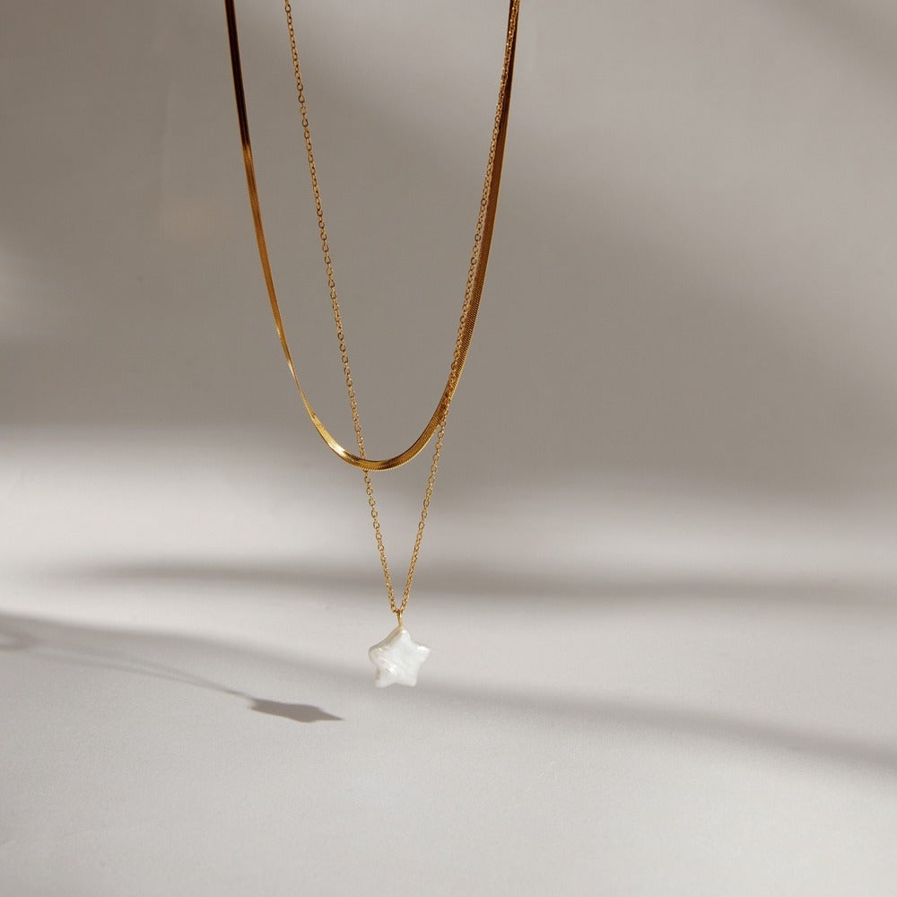 Star Pearl Pendant Necklace