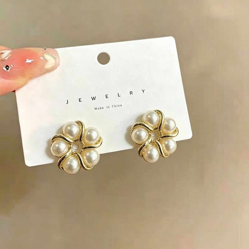 925 Silver Needle Internet Celebrity Same Style Gold Earrings Women's Light Luxury High-end Elegant All-match Earrings Retro New Earrings