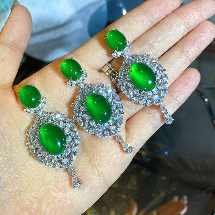 New Temperament High Ice Green Chalcedony Clavicle Chain Heavy Industry Full Diamond Zircon Inlaid Emerald Double Egg Pendant Necklace For Women