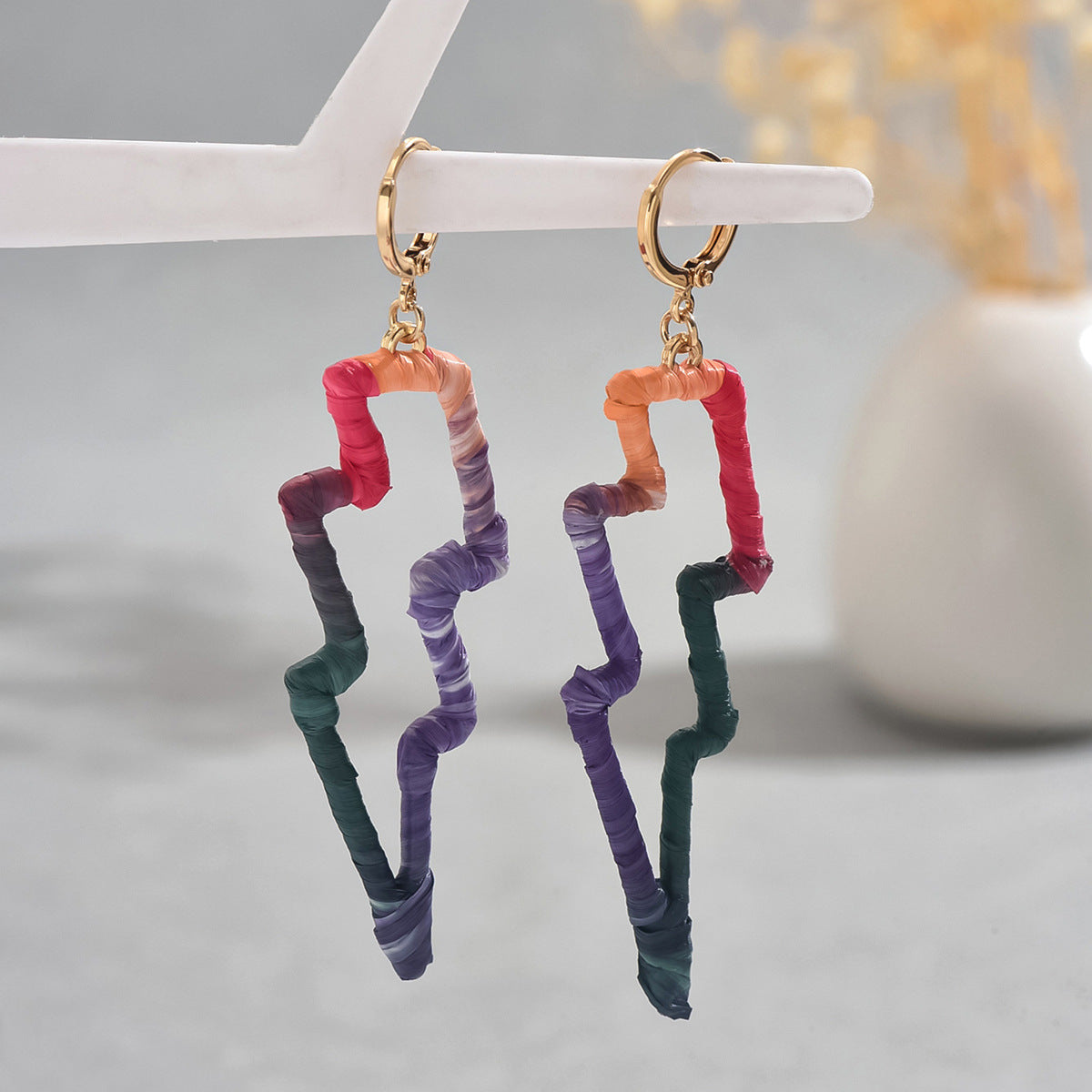 Ins Sweet Cool Spice Girl Style Women's Earrings American Style String Rope Design Earrings Distinctive Hip Hop Style Lightning Shape Earrings