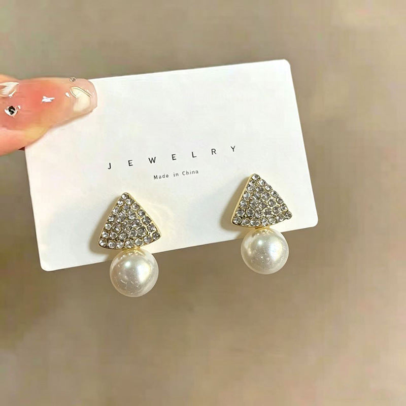 925 Silver Needle Internet Celebrity Same Style Gold Earrings Women's Light Luxury High-end Elegant All-match Earrings Retro New Earrings