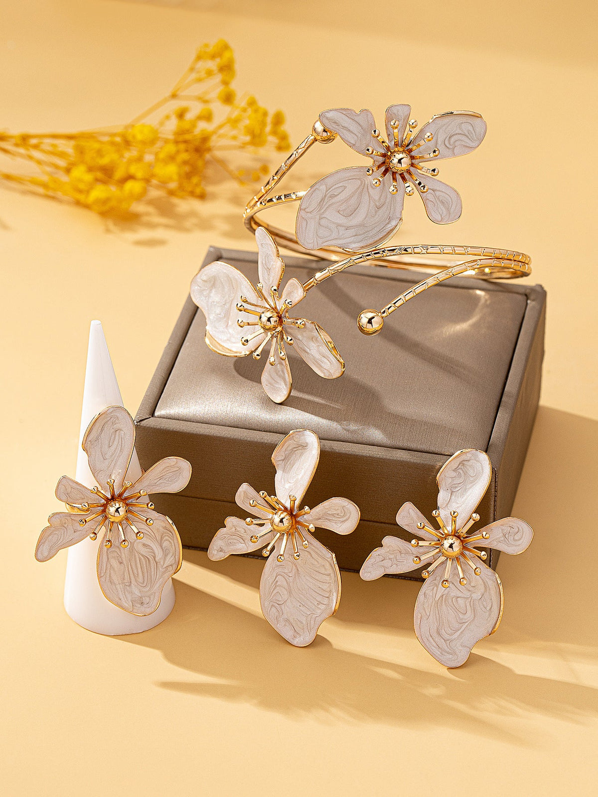 Natural Pearl Flower Earring Set