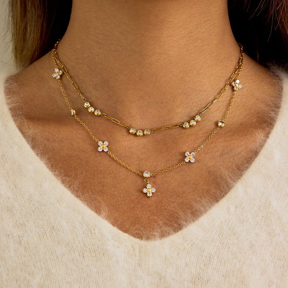 18K gold zircon four-leaf clover necklace