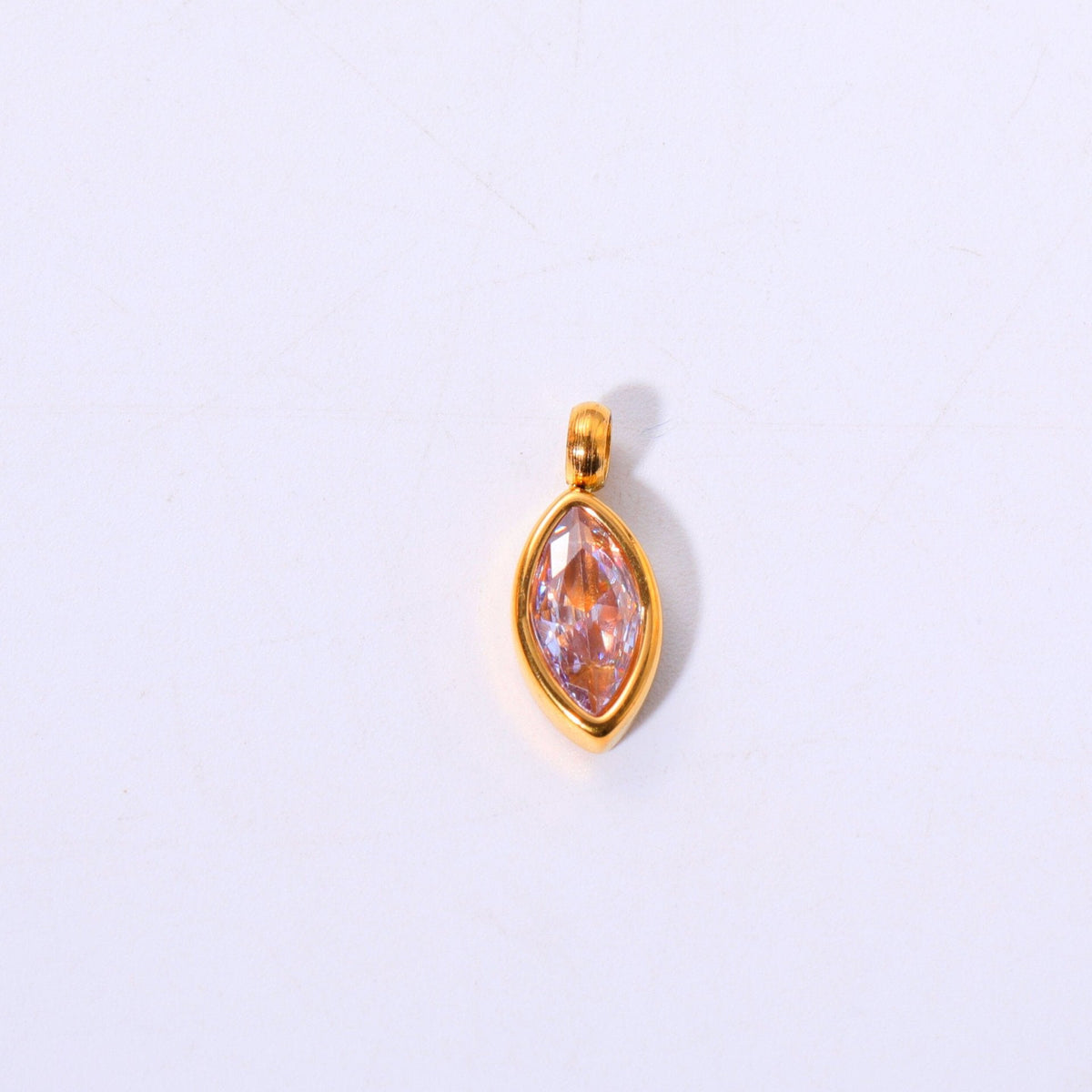 18K gold letters with birthstone design exquisite dazzling necklace