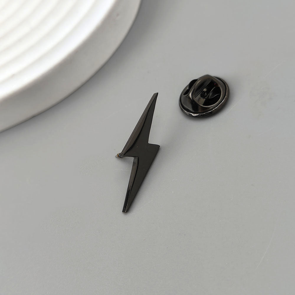 Flat-cut Lightning-shaped Brooch