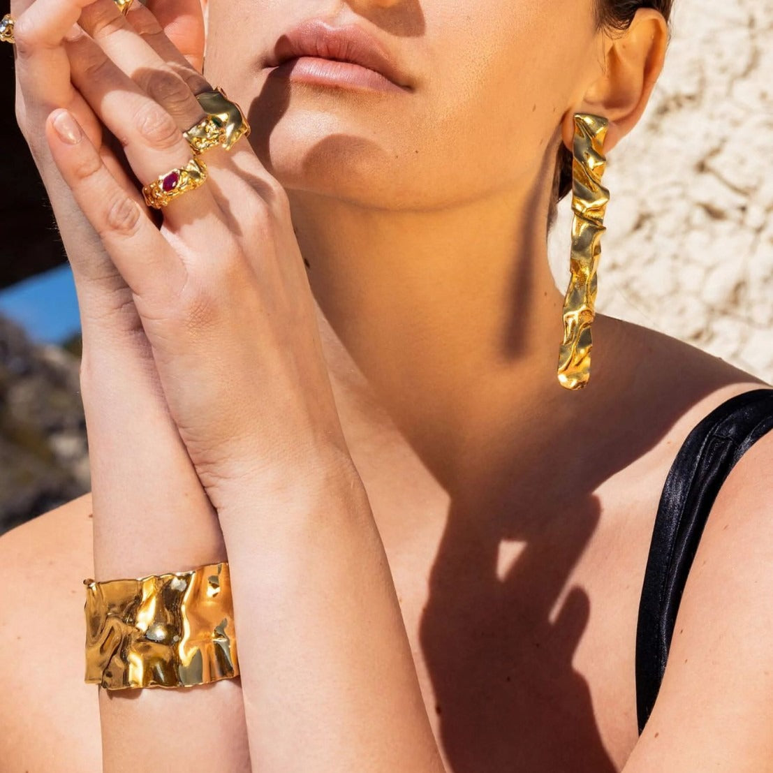 18K gold geometric shape with gold and silver color matching design high-end earrings, bracelets and rings set
