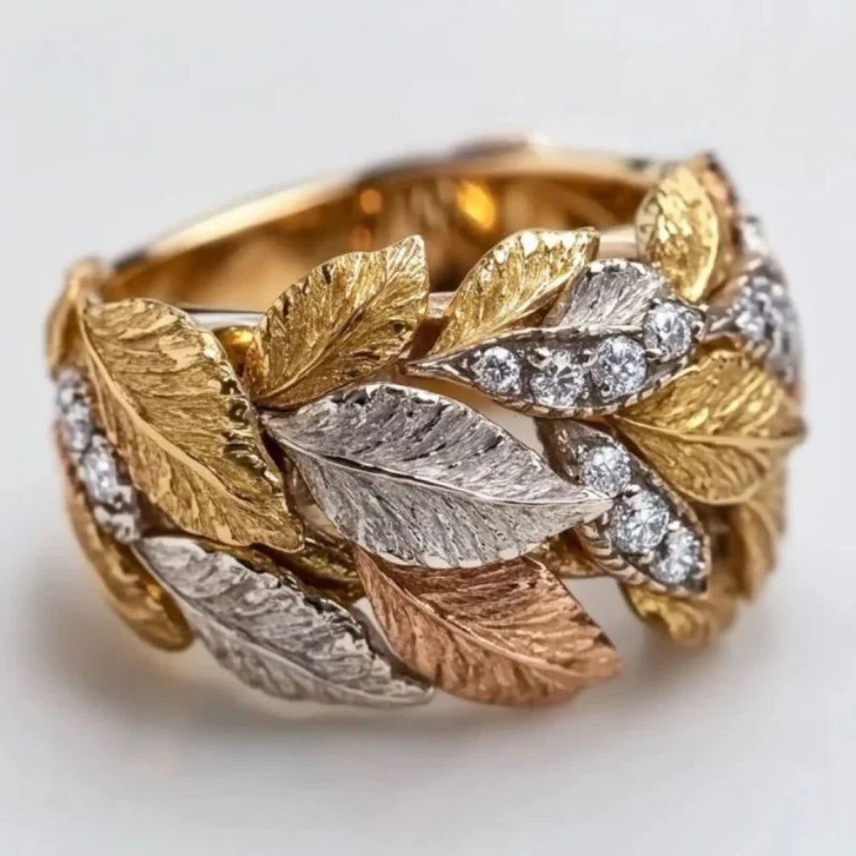 Hong Kong-Italy Cross-Border Factory Italian Heavy-Duty Woven Texture Gold-Engraved Handcrafted Maple Leaf Ring, Light Luxury High-End Jewelry