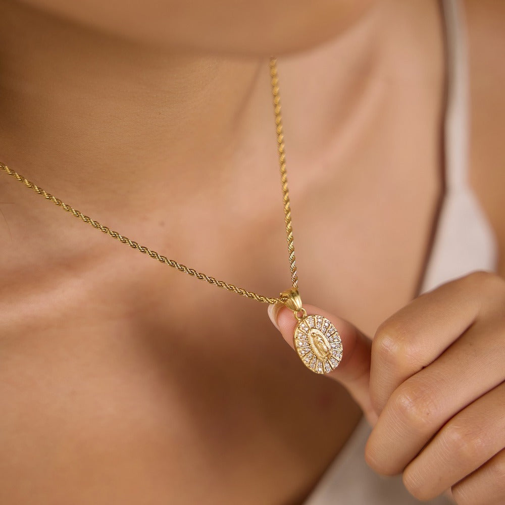 Cameo Pendant Necklace Collection