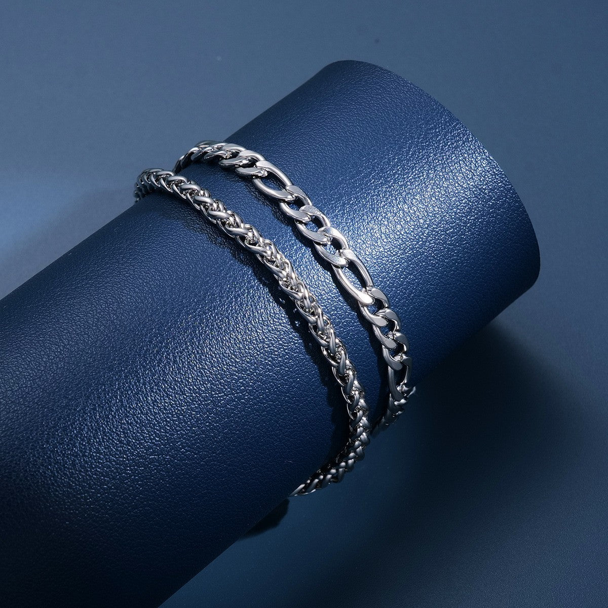 Stainless Steel European And American-style Mens And Womens Bracelet