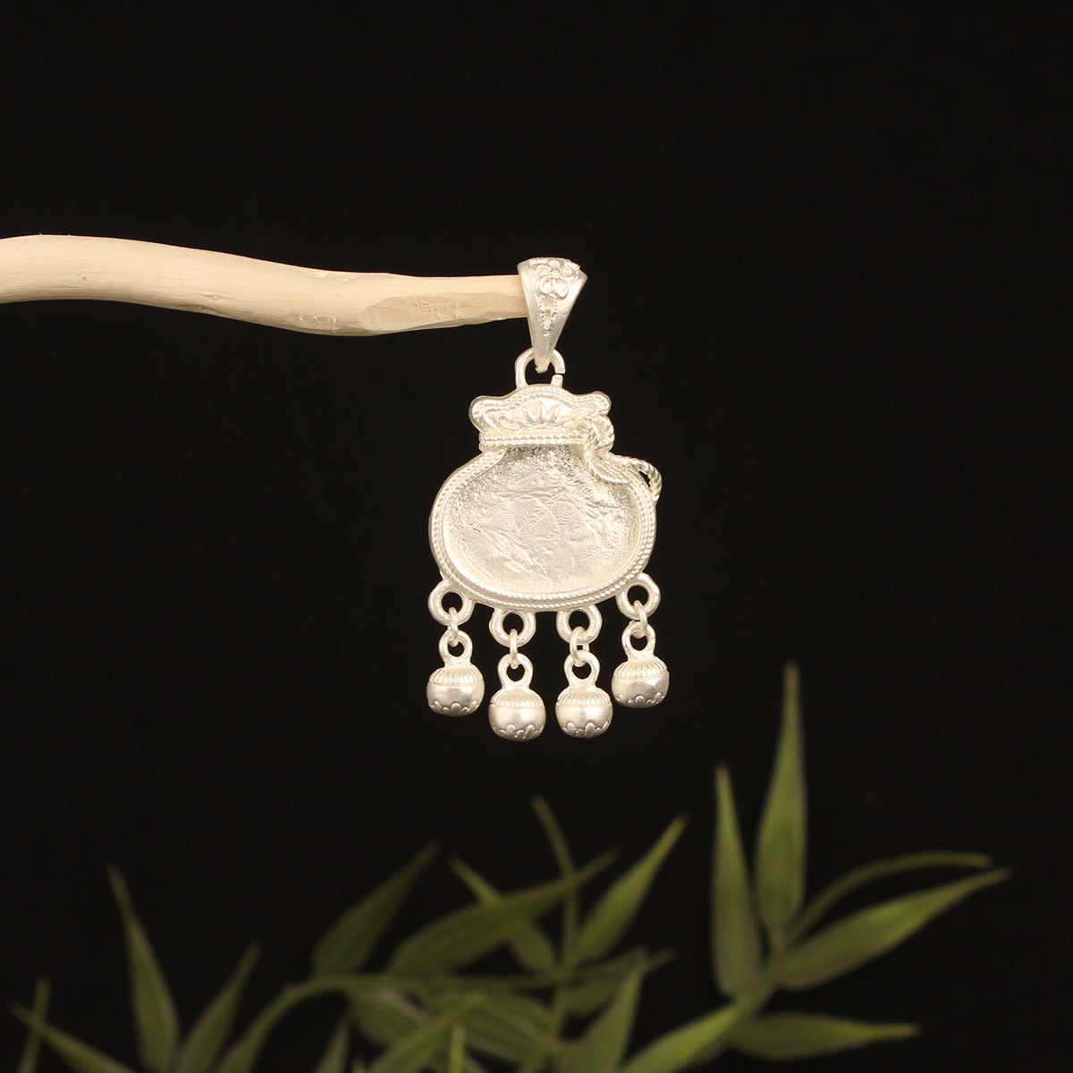 Butterfly Pendant Inlaid With A Bell