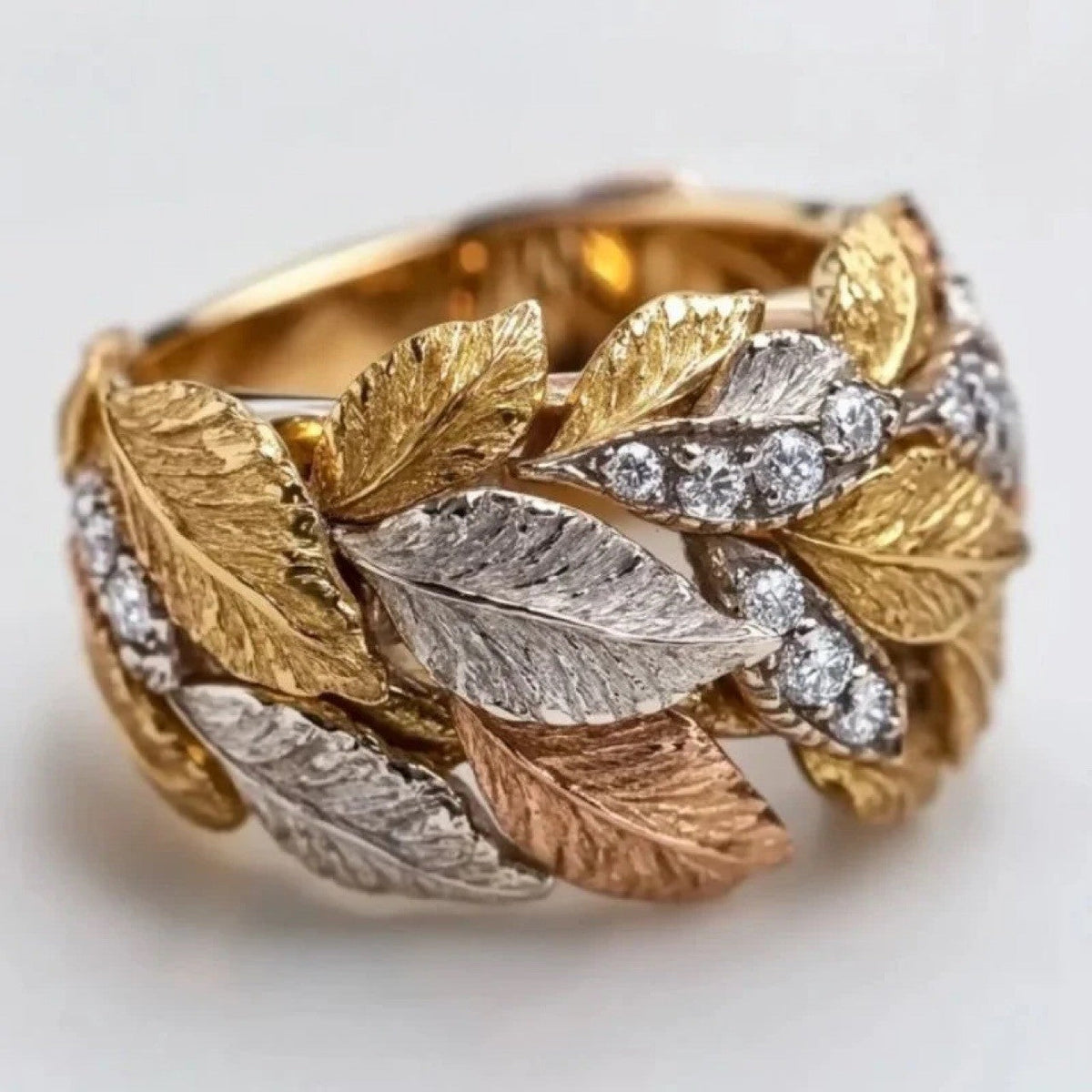 Hong Kong-Italy Cross-Border Factory Italian Heavy-Duty Woven Texture Gold-Engraved Handcrafted Maple Leaf Ring, Light Luxury High-End Jewelry