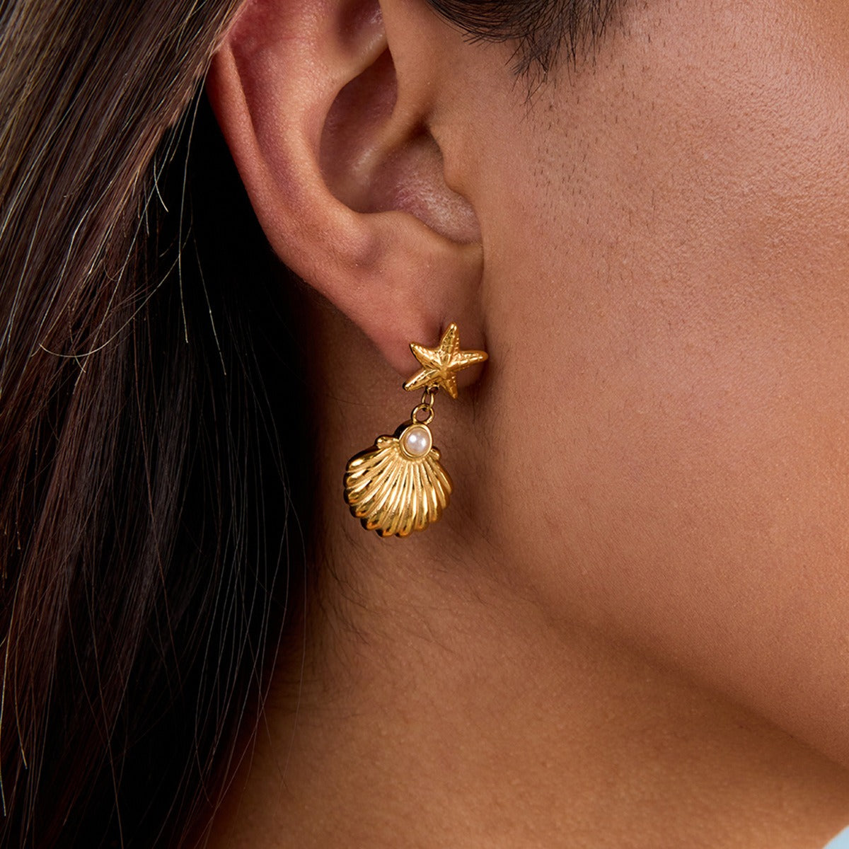 18K gold starfish and shell design ocean-style earrings