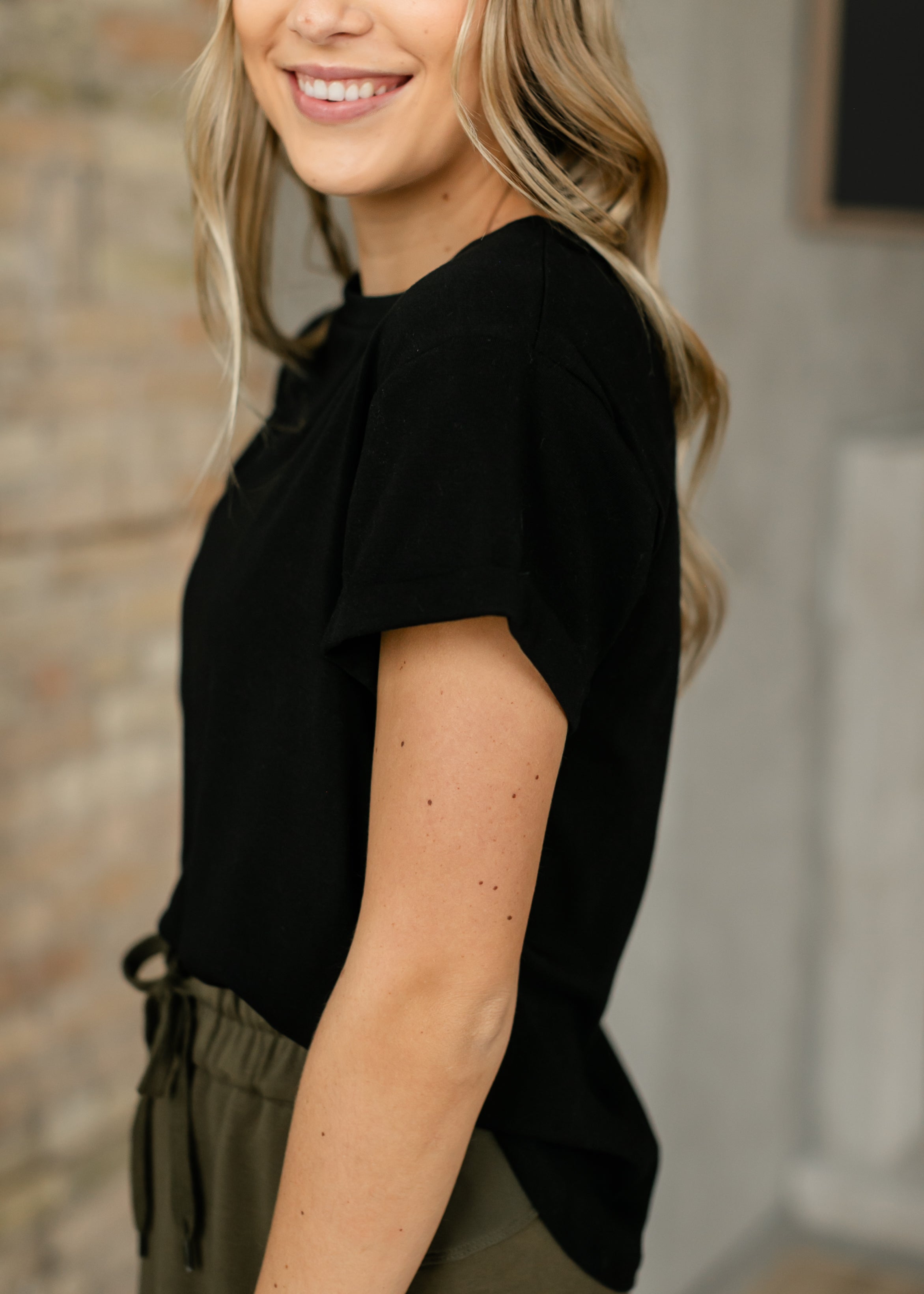 Essential Black Short Sleeve Basic T-shirt