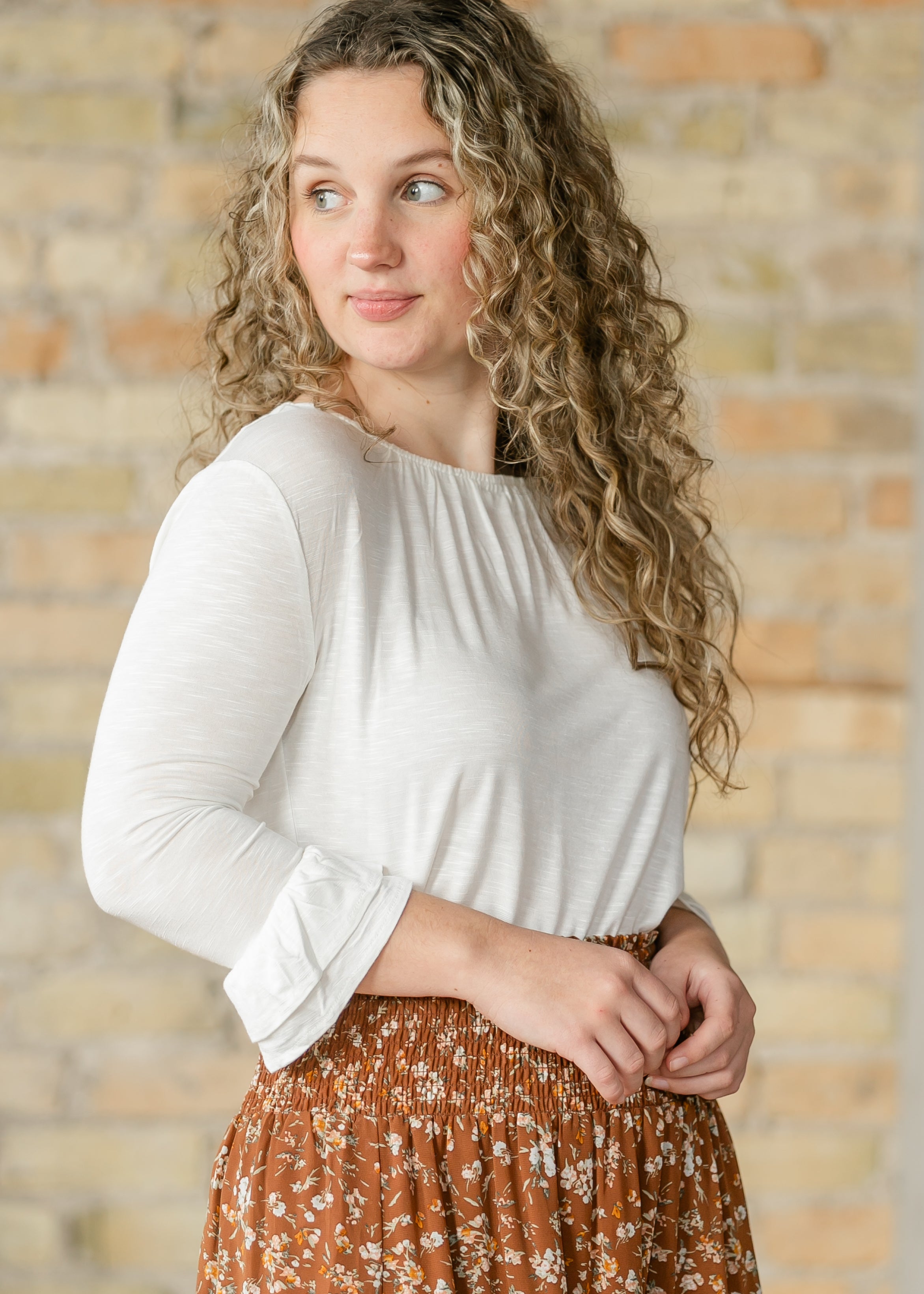 Essential Ivory Ruffled 3/4 Sleeve Top