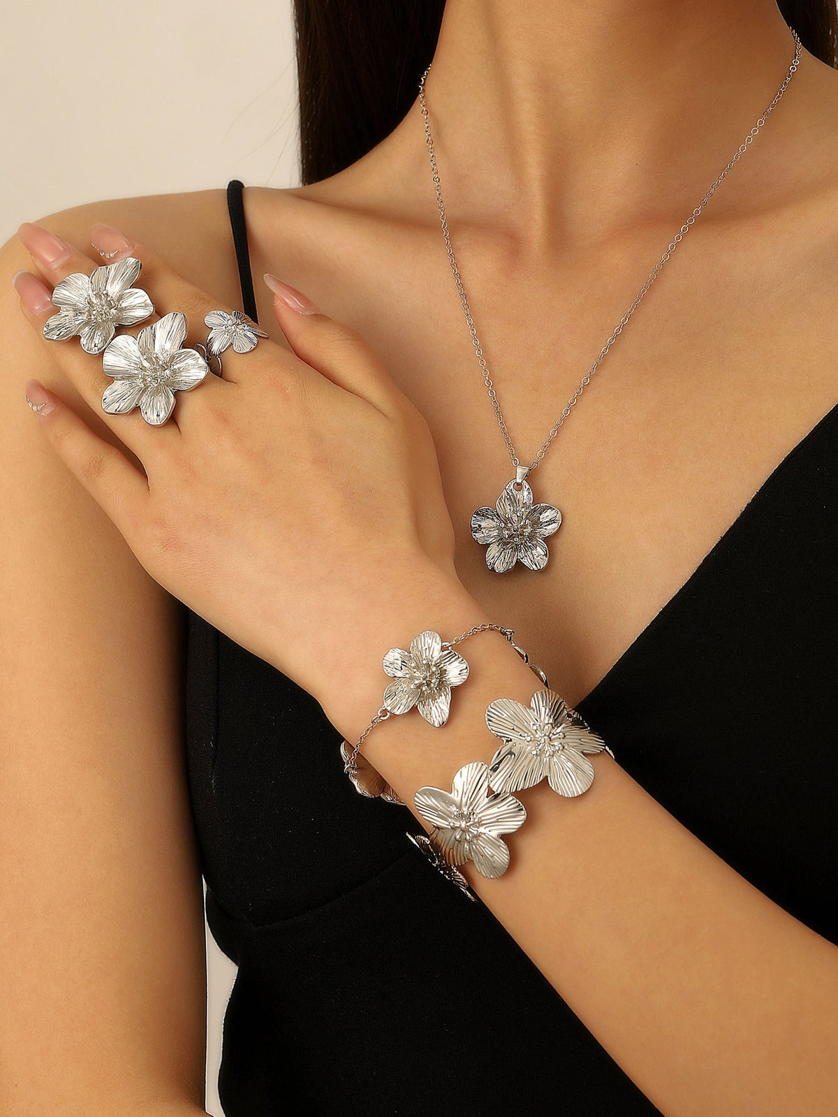 European And American Cross-Border Jewelry Pleated Texture Design Flower Earrings Necklace Bracelet Anklet Ring Bracelet Set For Women